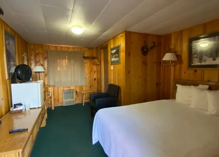 Trails End Hotel Dubois
