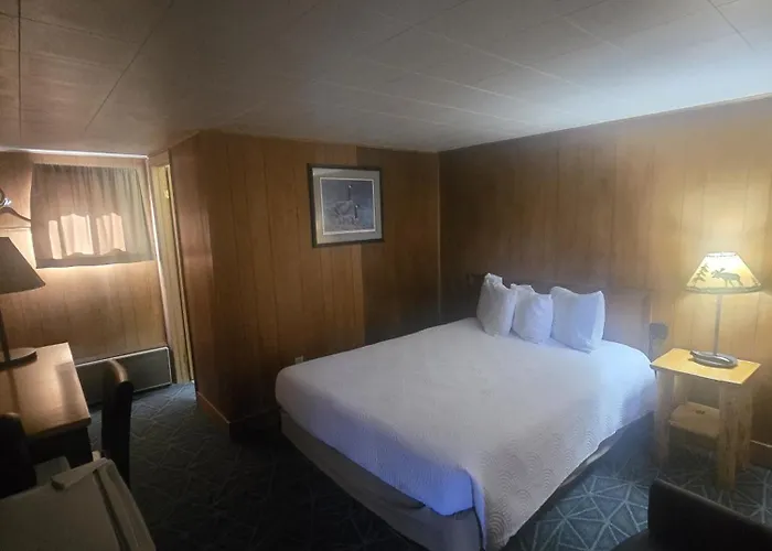 Trails End Hotel